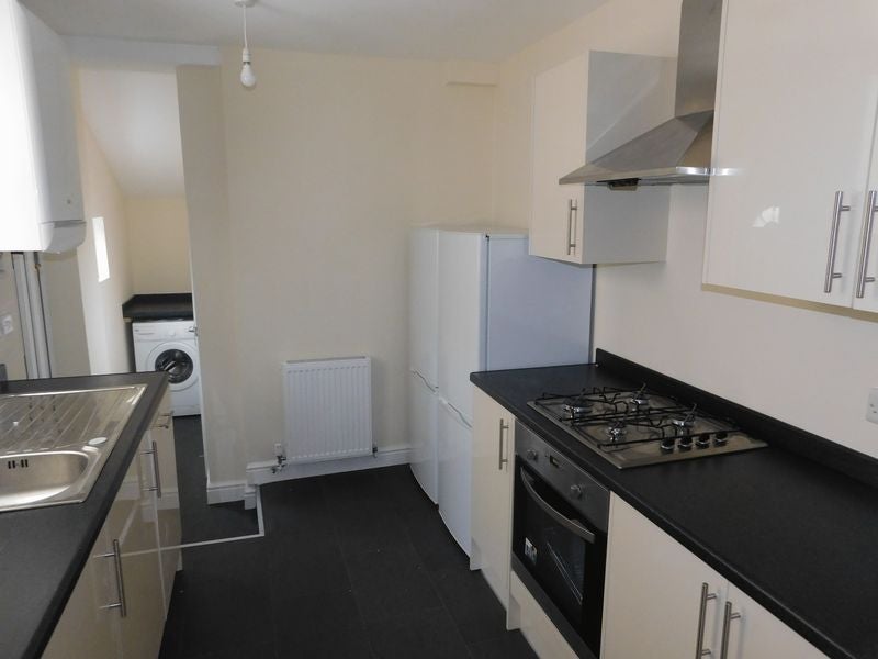 Room Corporation Street in Mansfield Woodhouse