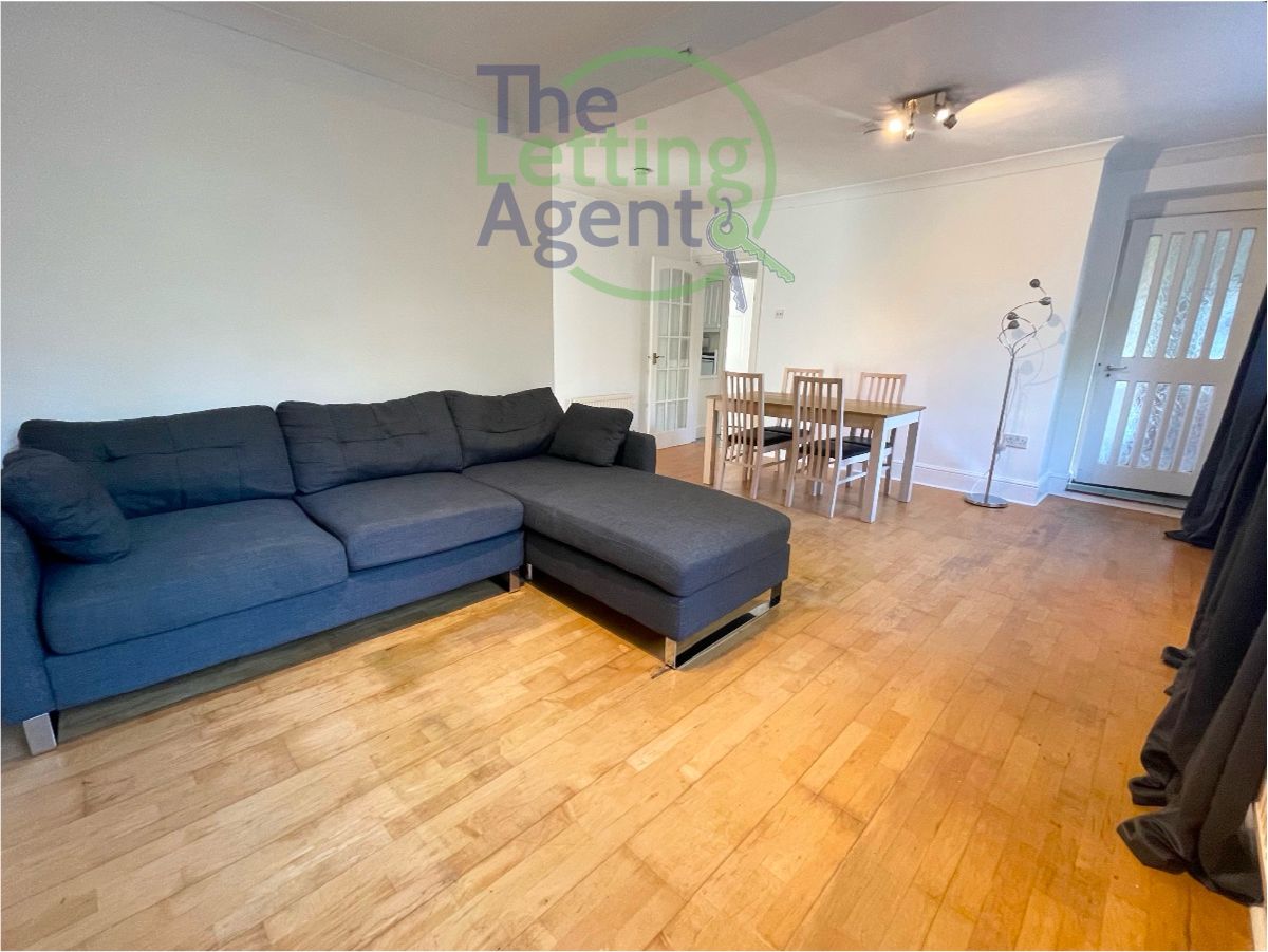 Flat Ordsall Lane in Salford