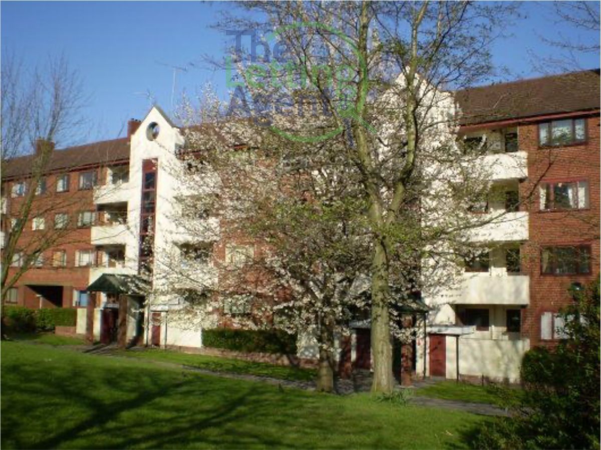 Flat Ordsall Lane in Salford