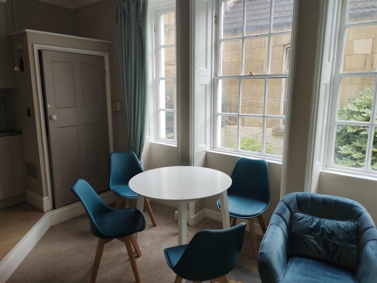Flat Charles Street in Bath