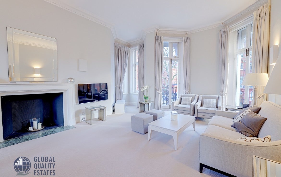 Flat Hans Place in Greater London