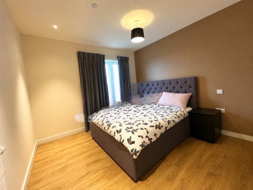 Flat Tyssen Street in Greater London