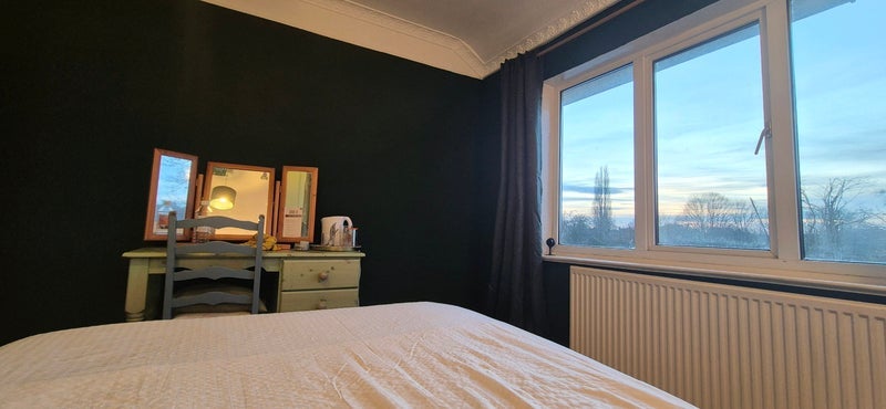 Flat Lyndworth Road in Birmingham