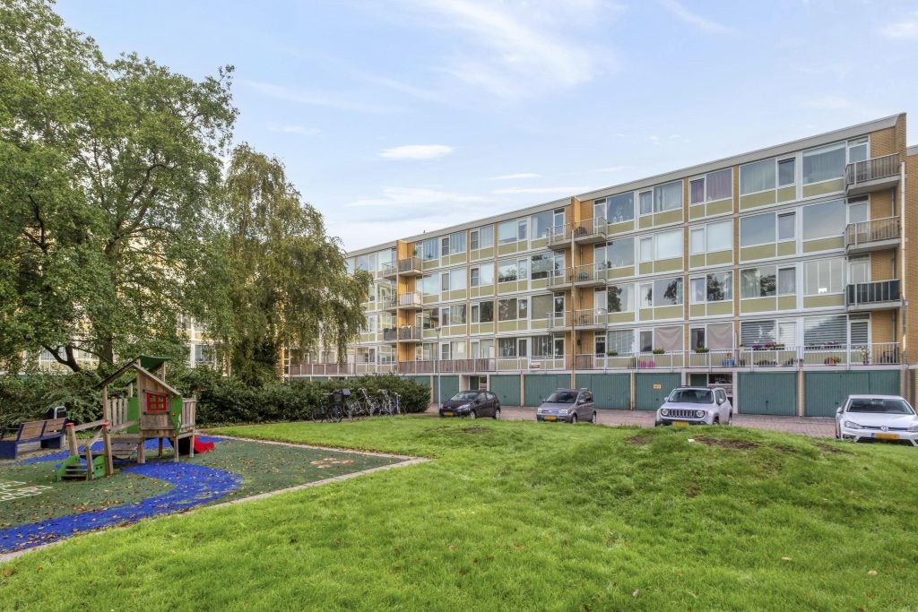 Appartement Einsteinlaan 119 in Badhoevedorp