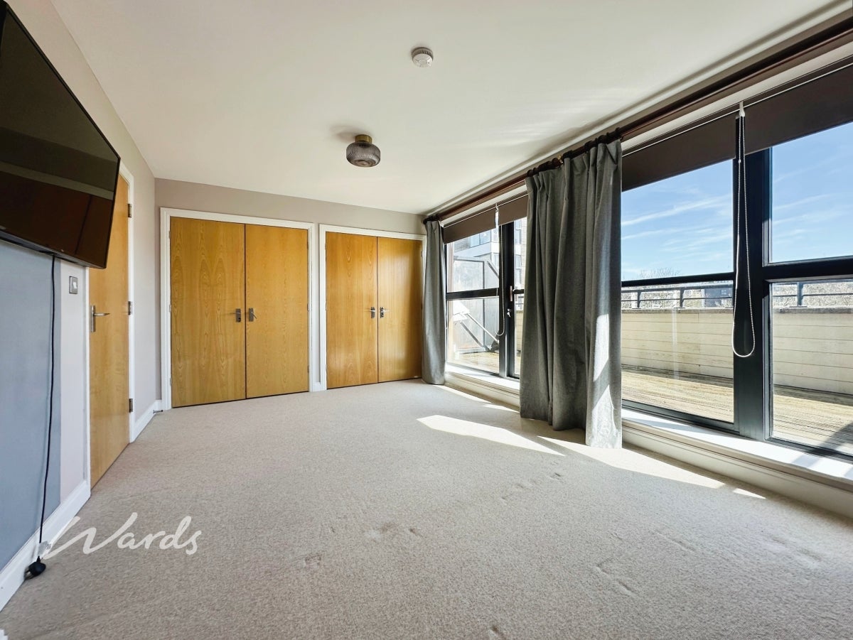 Flat Eccleston Road in Maidstone