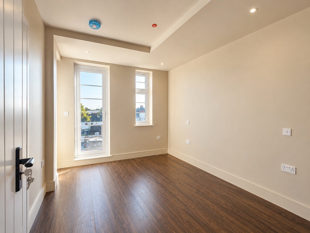 Flat Catford Hill in Greater London