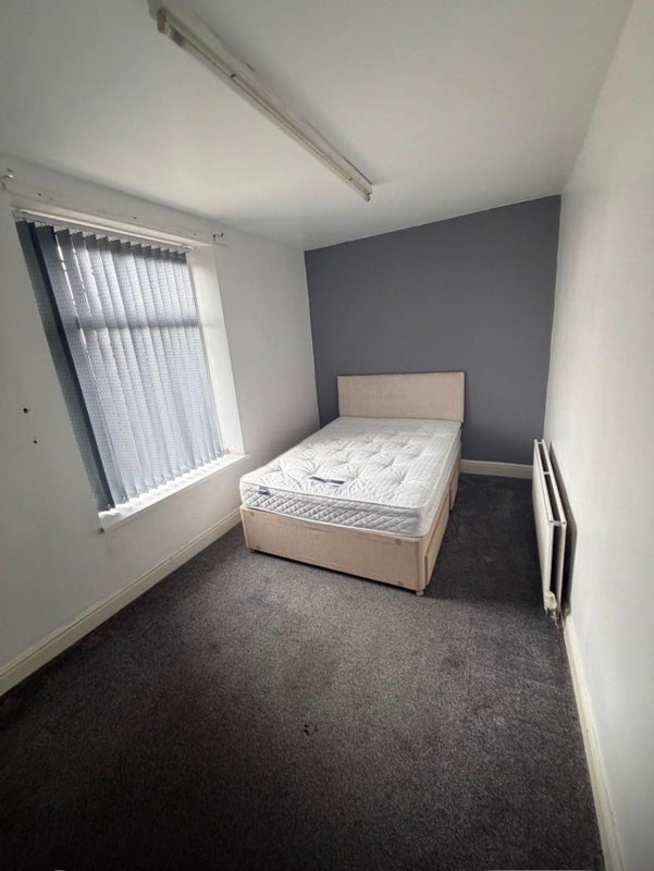 Room Cambridge Street in Chadderton