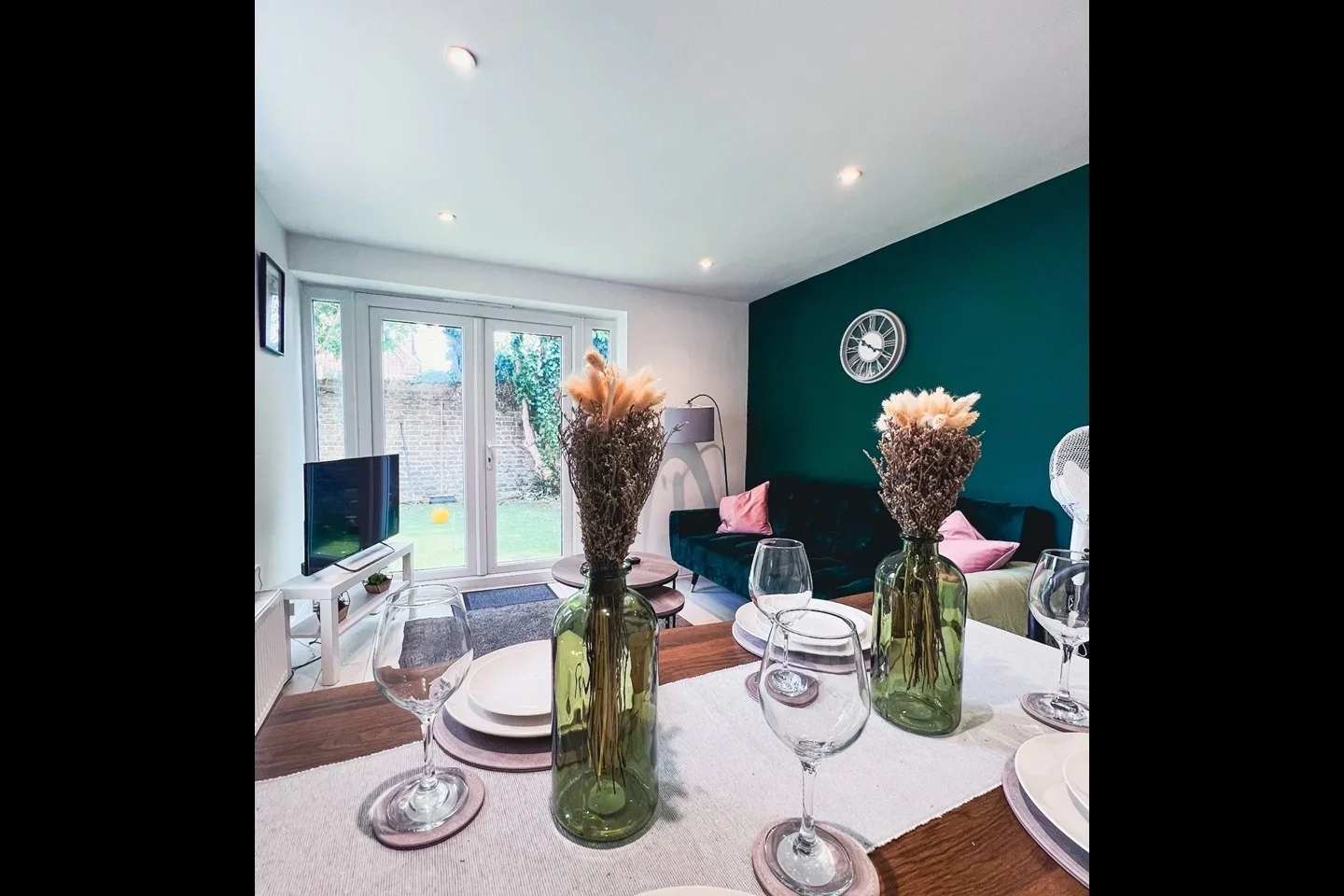 Flat Ashmore Road in City of Westminster