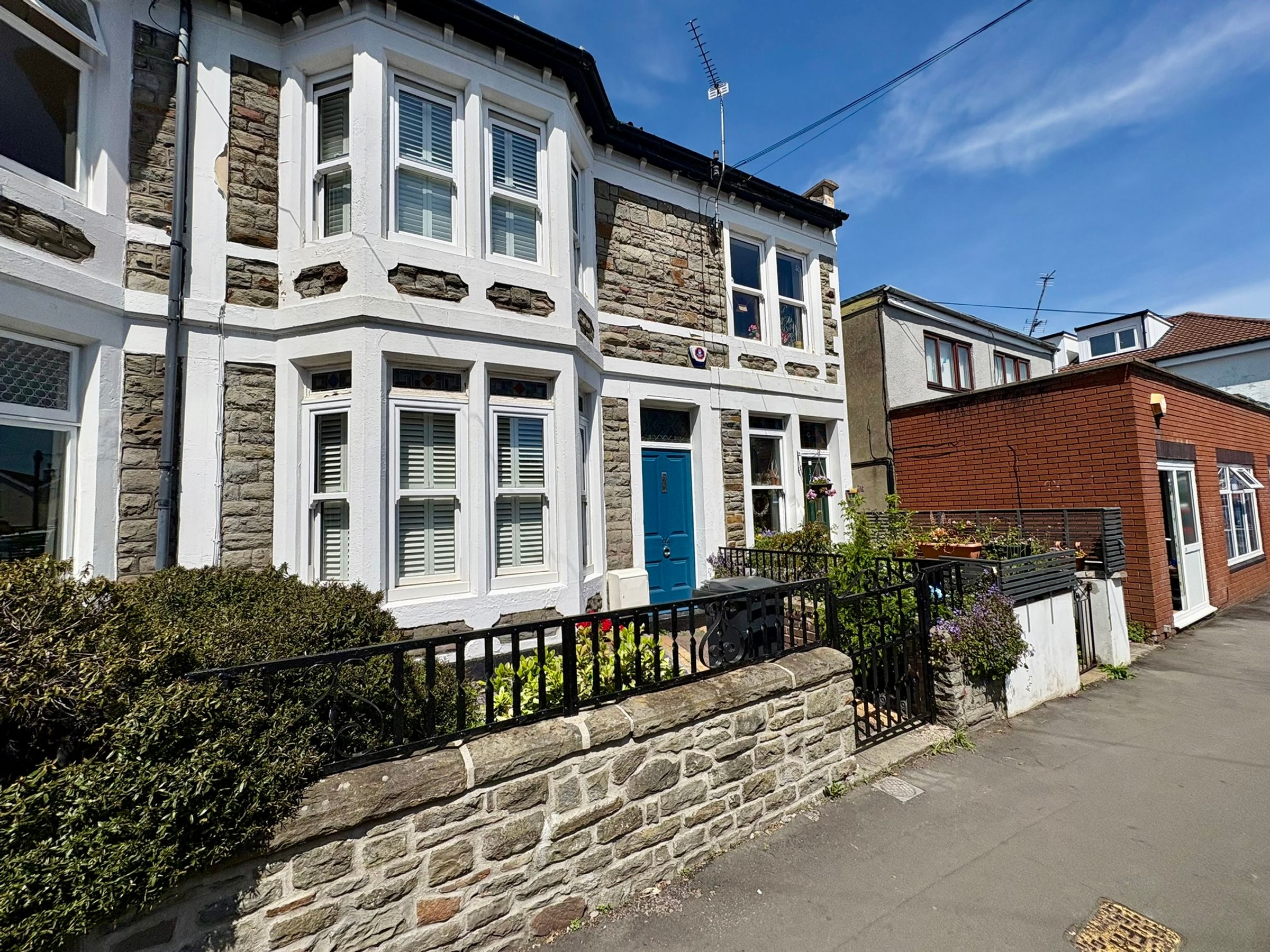 House Brynland Avenue in Bristol