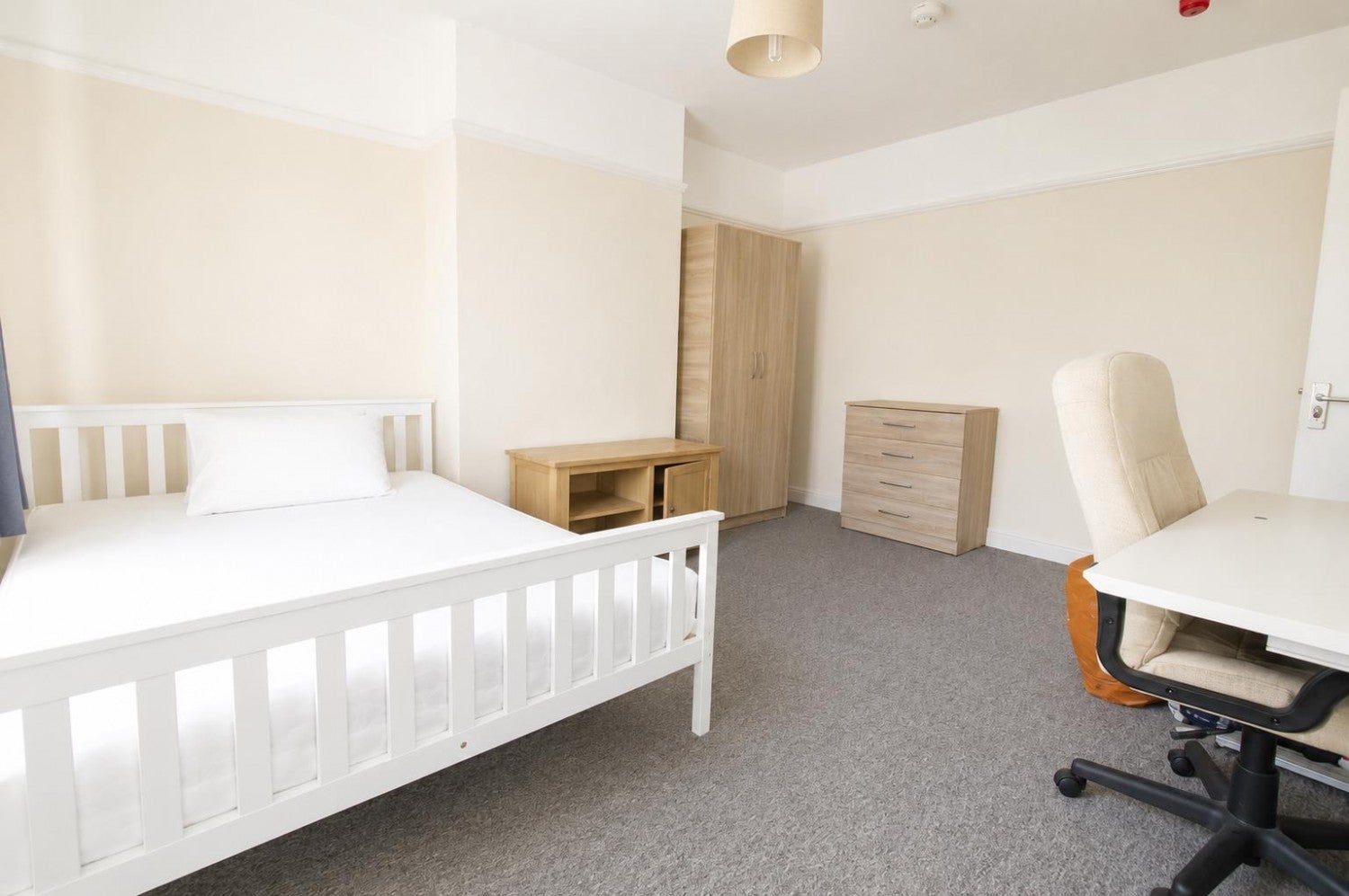 Room Wellington Hill West in Bristol