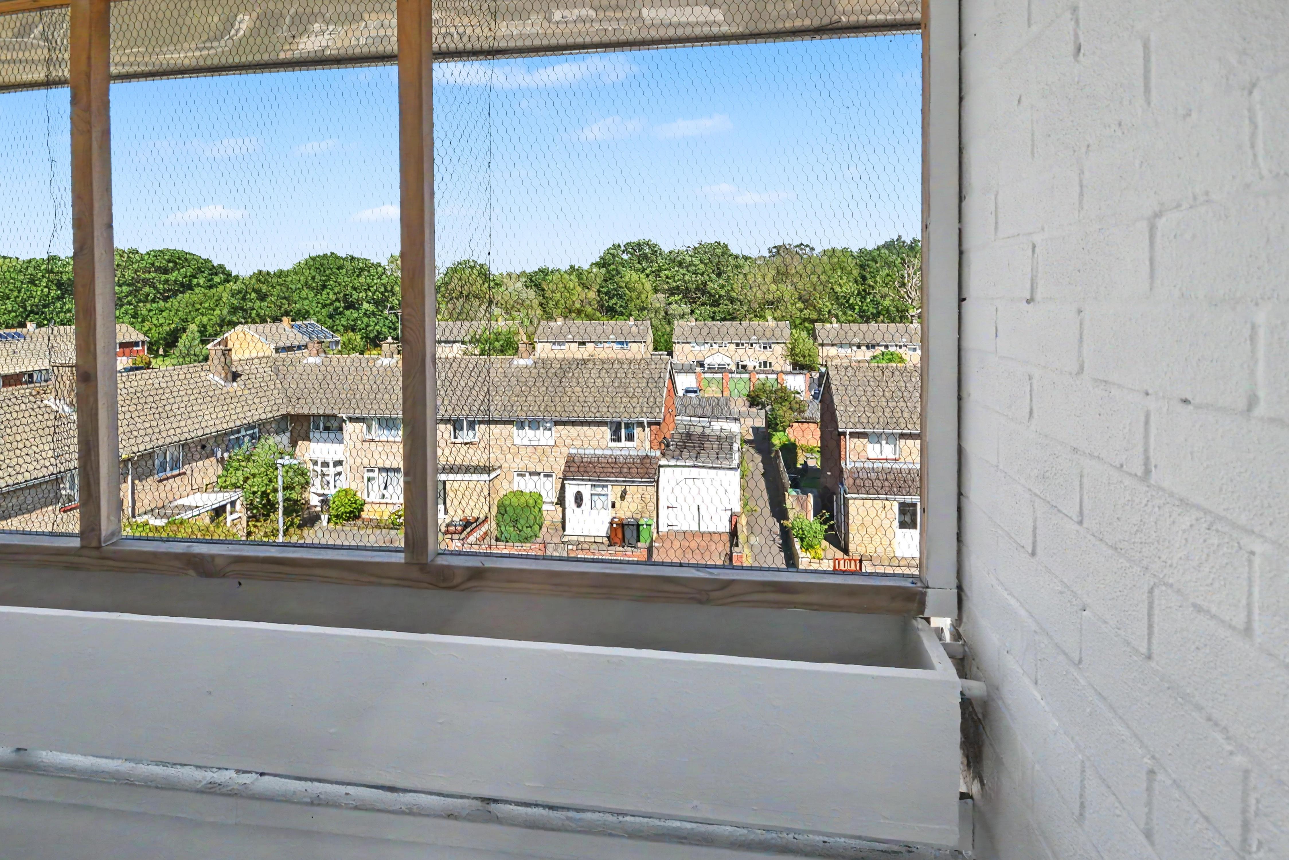 Flat Thoresby Court in Corby