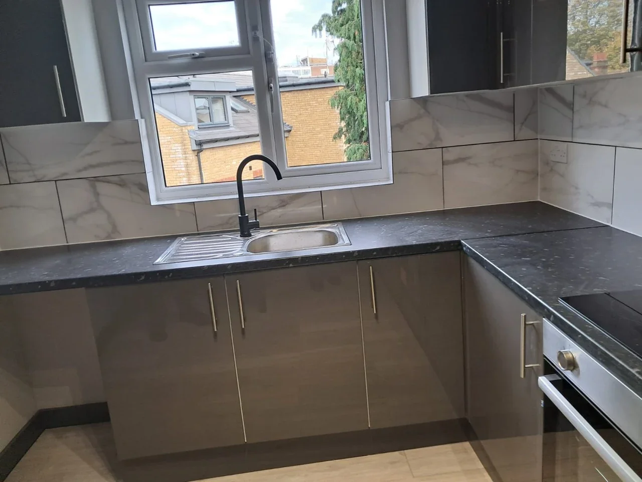 Room Cassio Road in Watford