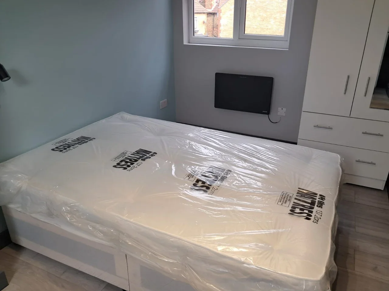 Room Cassio Road in Watford