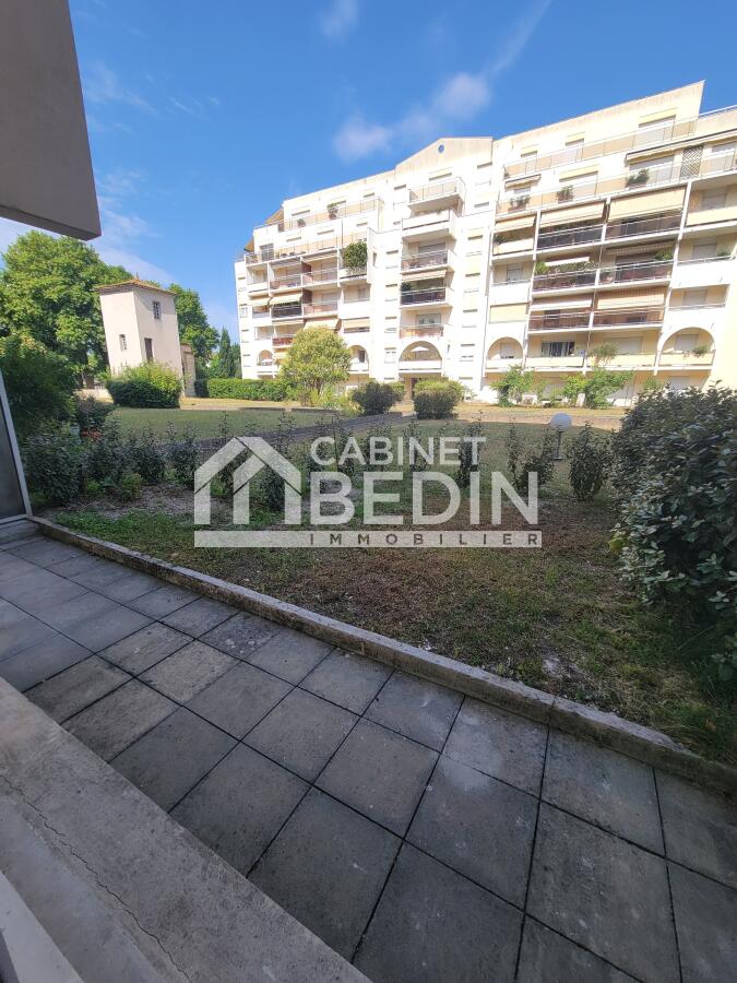 Appartement Rue du Petit Parc à Bordeaux