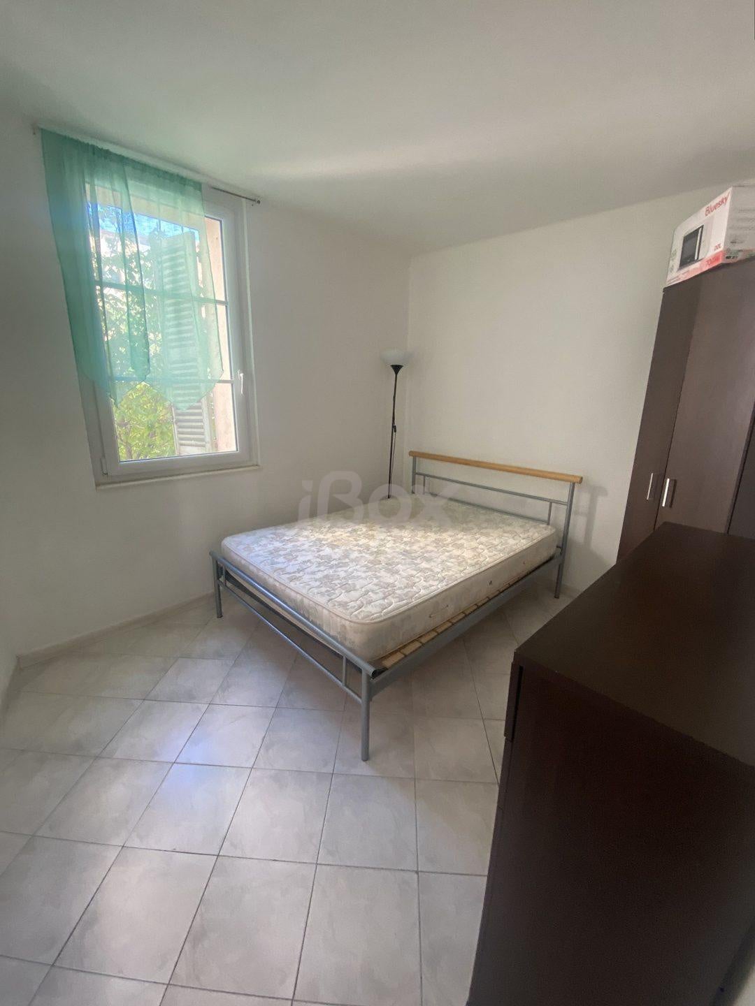 Flat Rue de l'Equerre in Toulon