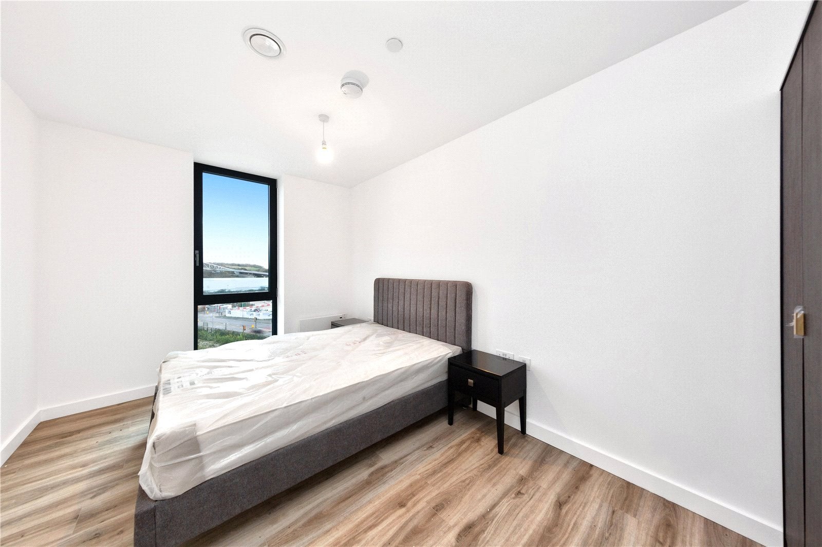 Flat Kimpton Road in Luton