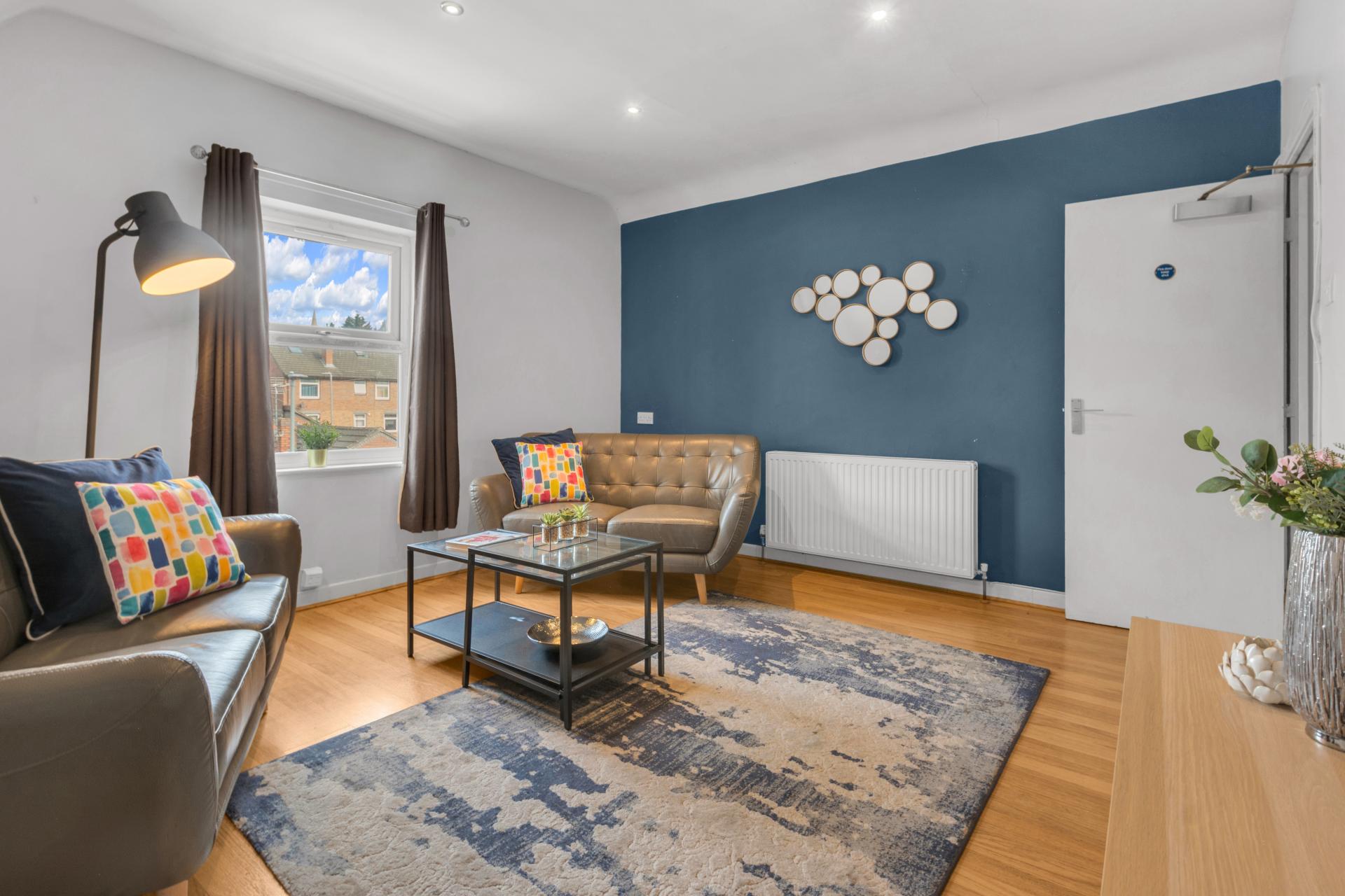 Flat Kirkstall Road in Leeds