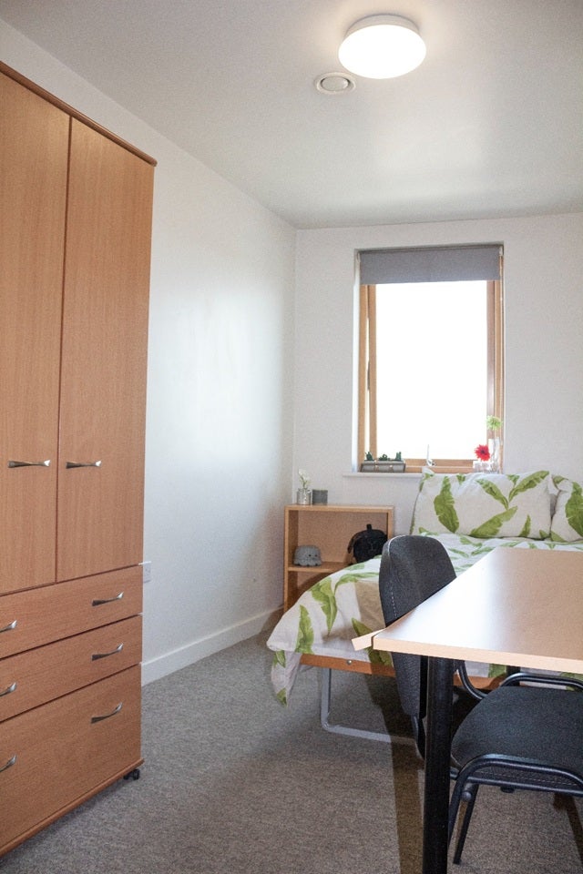 Room Bevois Valley Road in Southampton