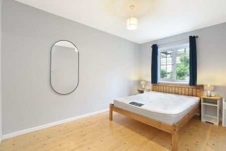 Flat Havil Street in Greater London