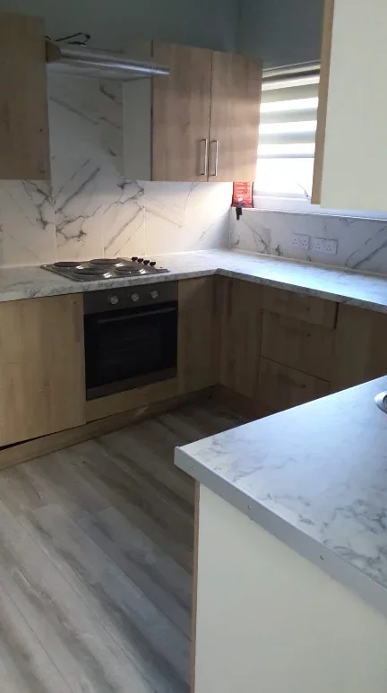 Room Barnfield Road in Greater London