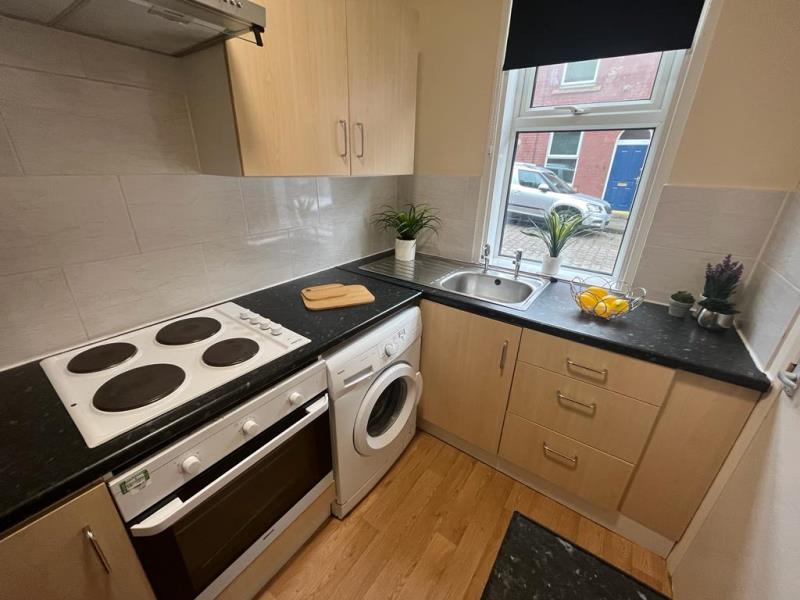 House Glebe Avenue in Leeds