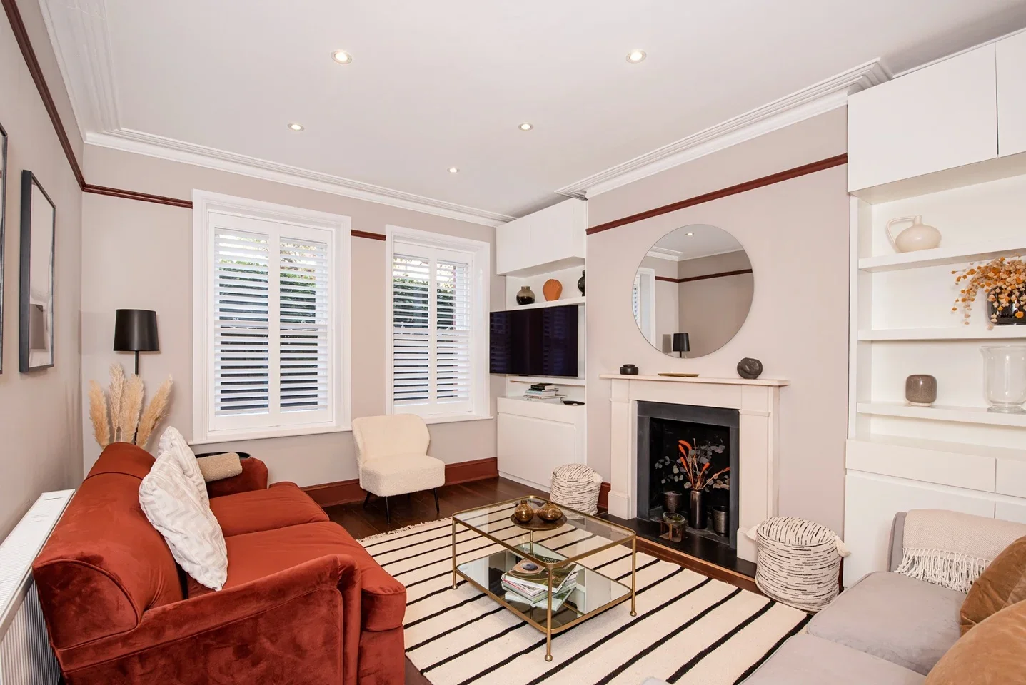 Flat Elgin Avenue in City of Westminster