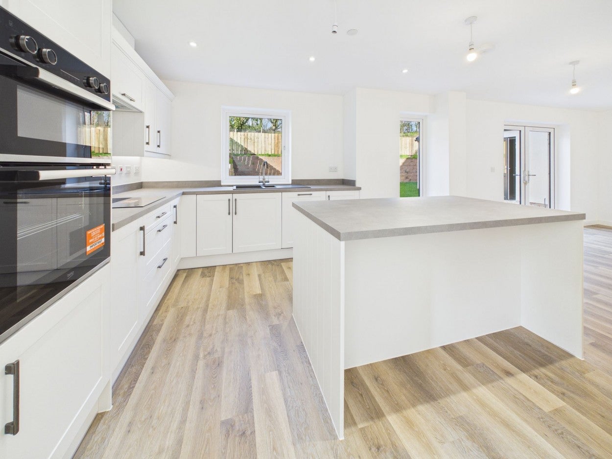 House B4521 in Cross Ash
