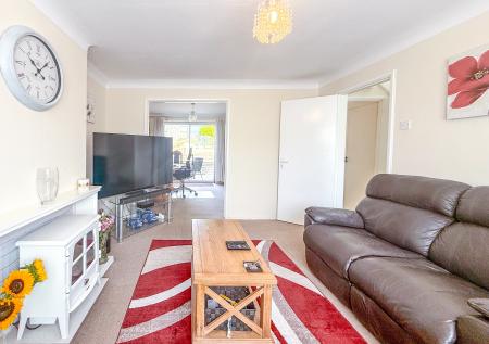 House Lincoln Field in Hertsmere