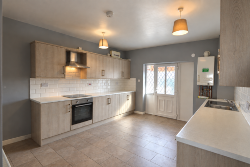 Flat Arbury Road in Nuneaton and Bedworth