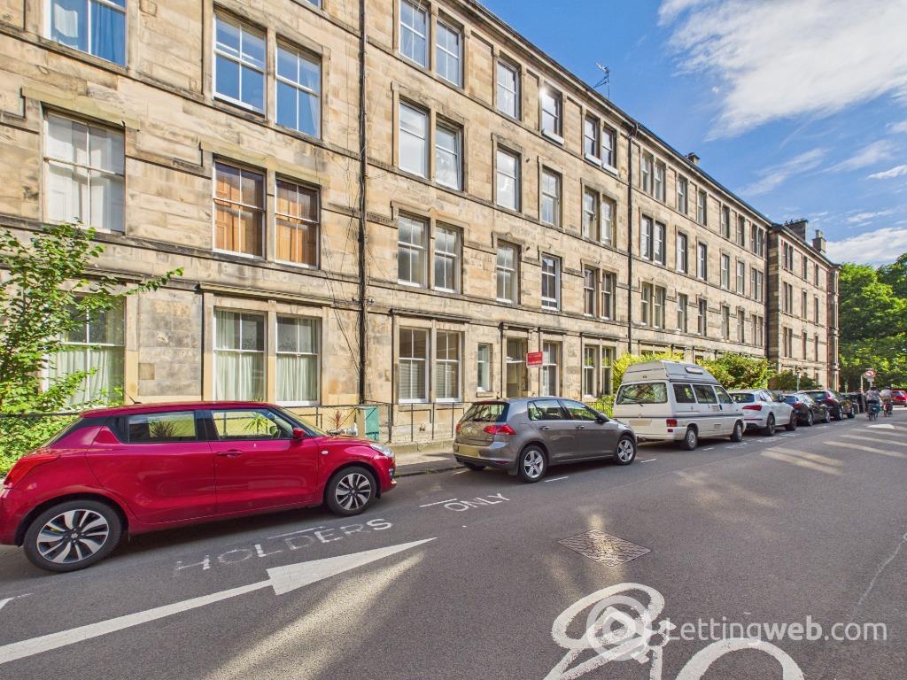 Flat Valleyfield Street in City of Edinburgh