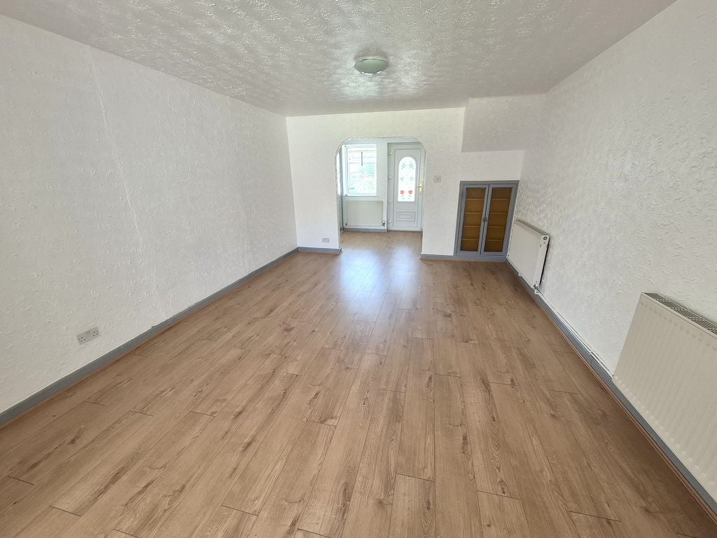 House Claverdon Drive in Sandwell