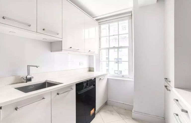 Flat Edgware Road in City of Westminster