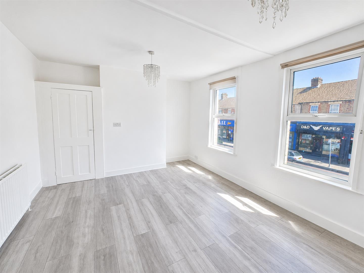 Flat Bexley Road in Greater London