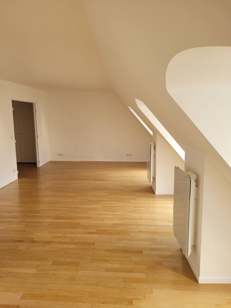 Appartement Rue Saint-Lazare à Paris