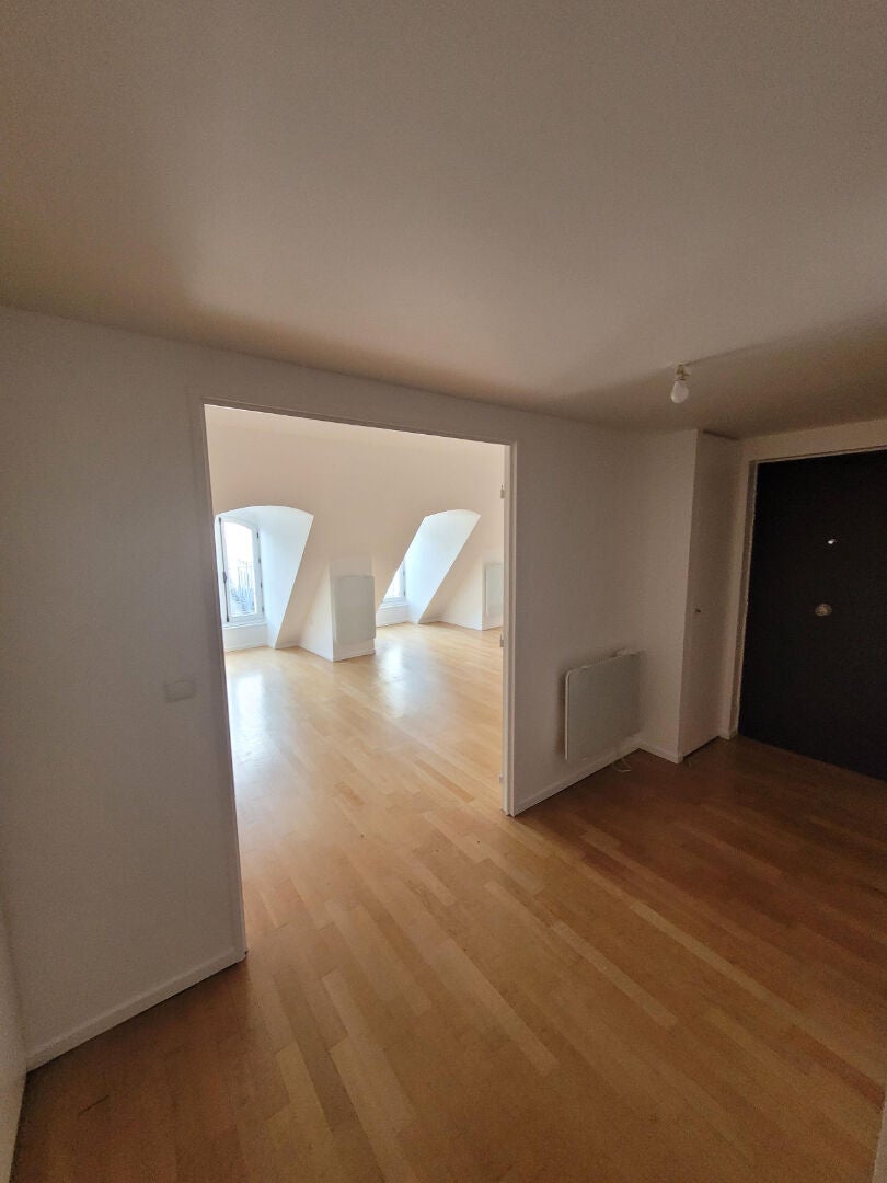 Appartement Rue Saint-Lazare à Paris
