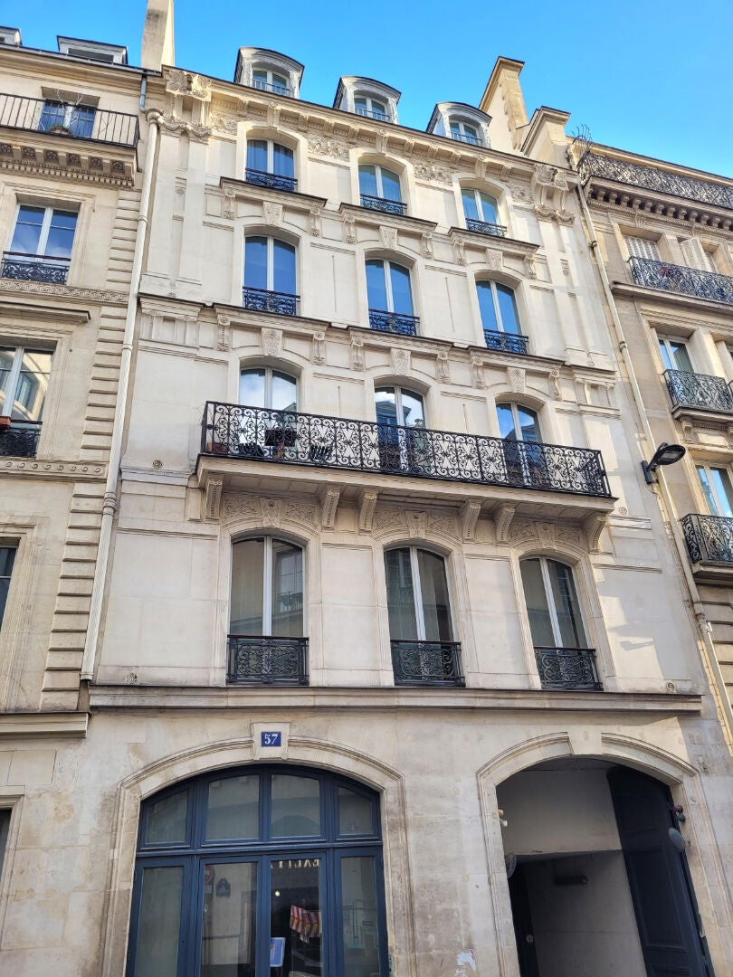 Appartement Rue Saint-Lazare à Paris