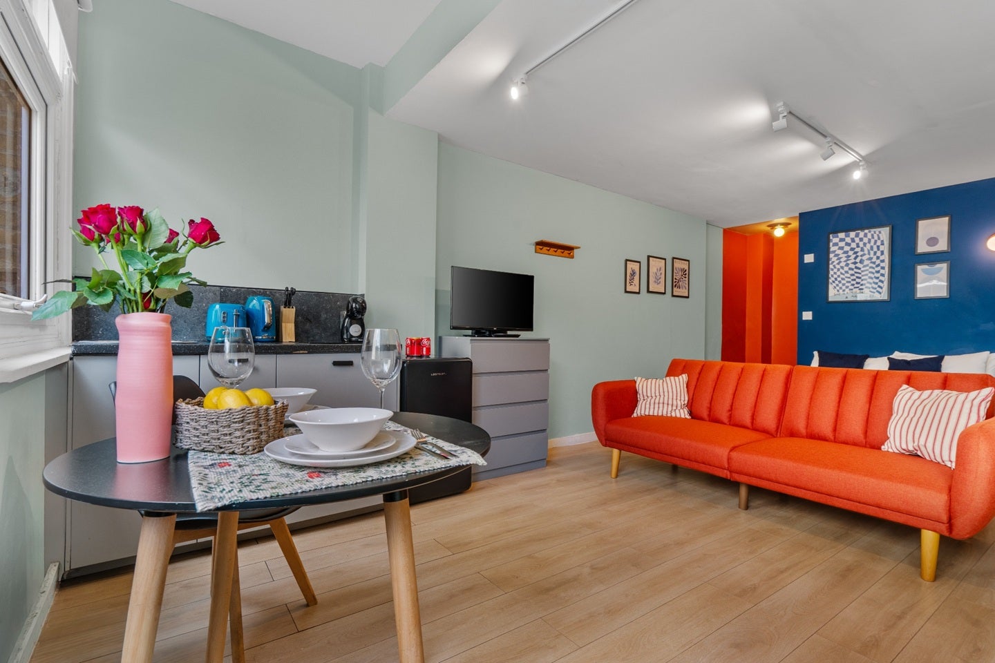 Flat Lancefield Street in City of Westminster