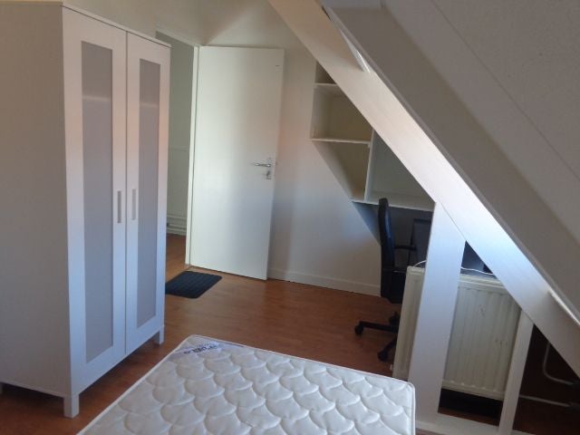 Kamer Willem Barentzstraat 4