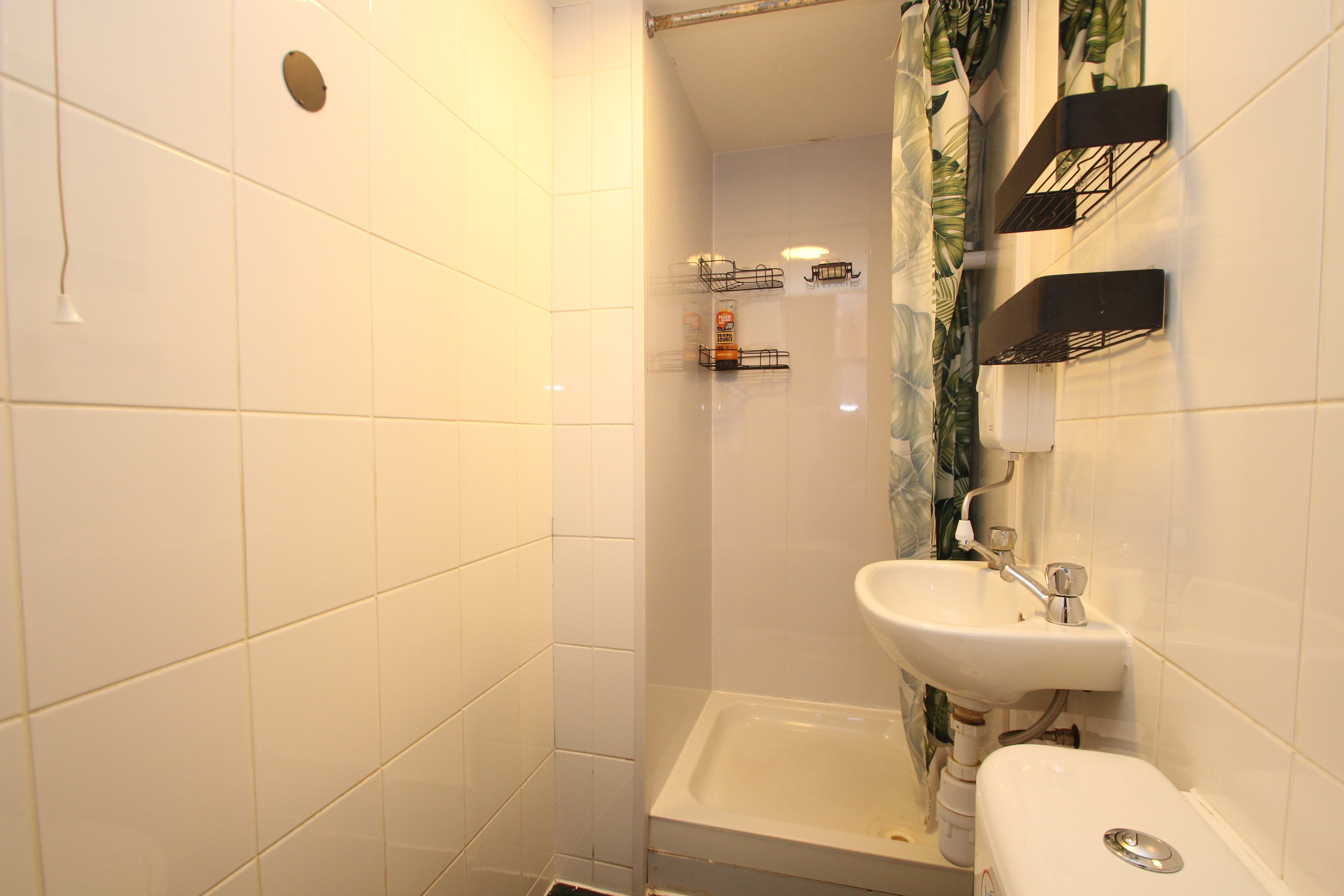 Flat Oakfield Avenue in Glasgow