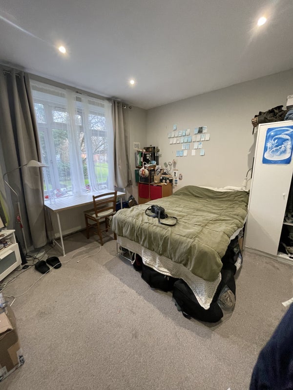 Room Rowan Road in Glasgow