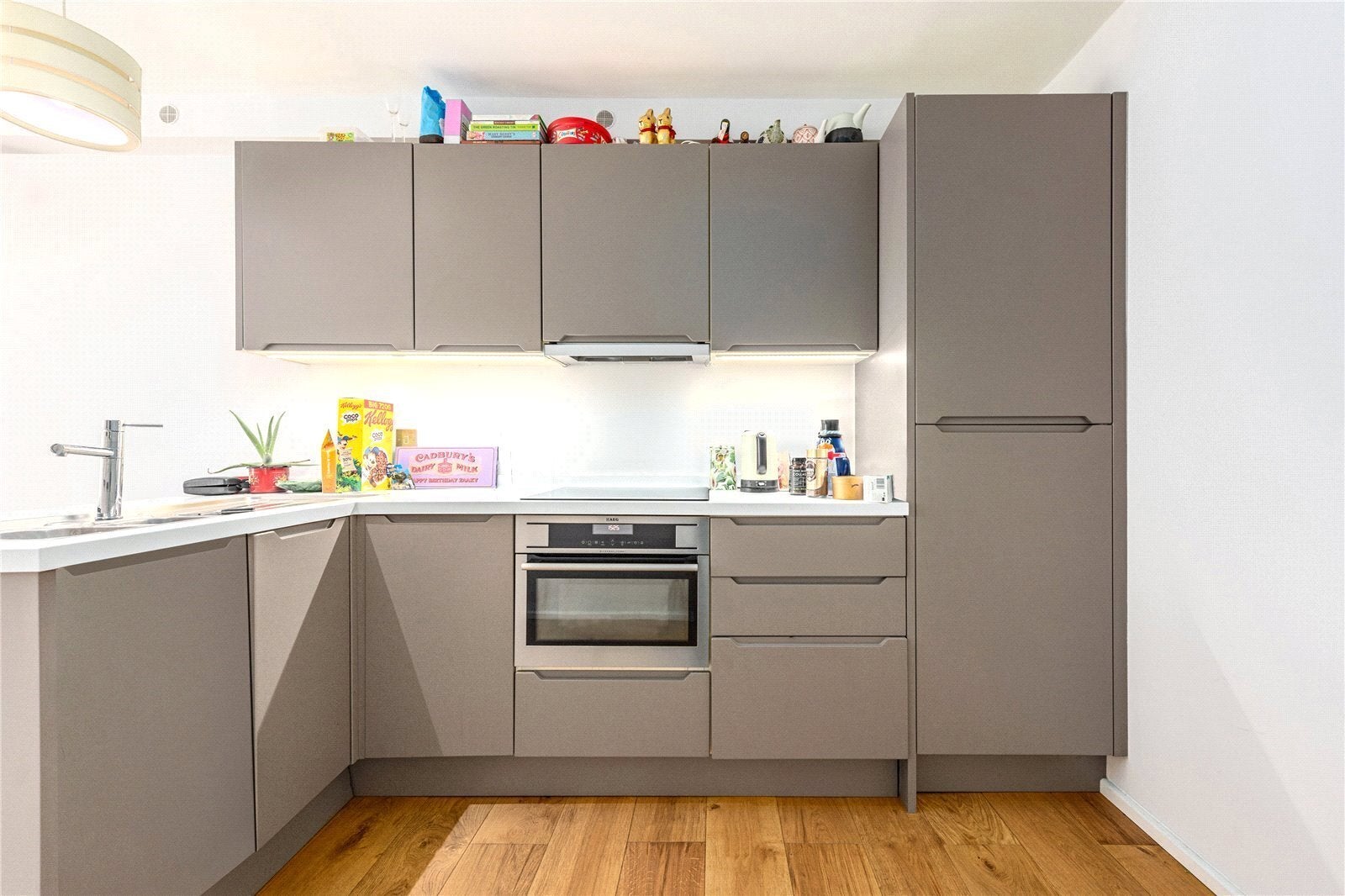 Flat Baynes Street in Greater London
