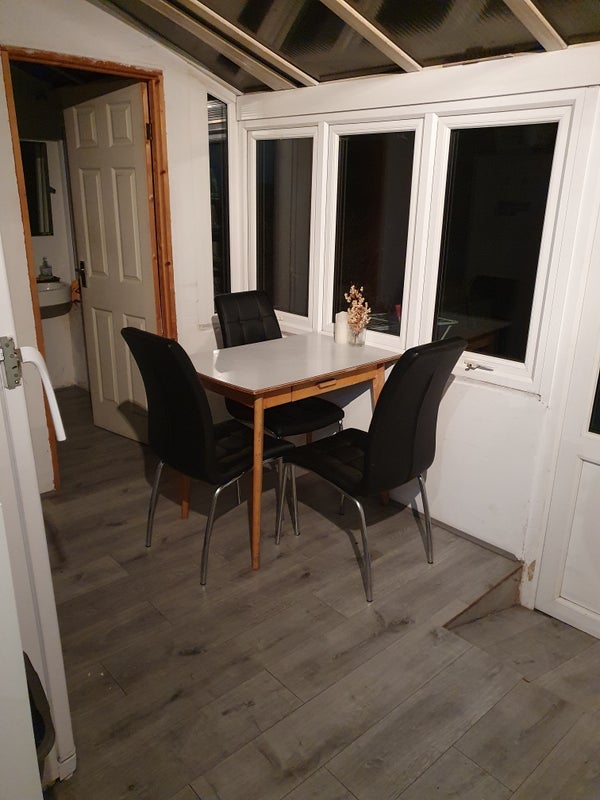 Room Clements Road in Greater London