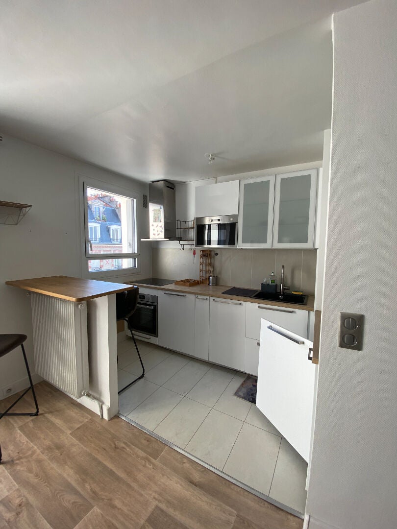 Appartement Rue de la Croix Nivert à Paris