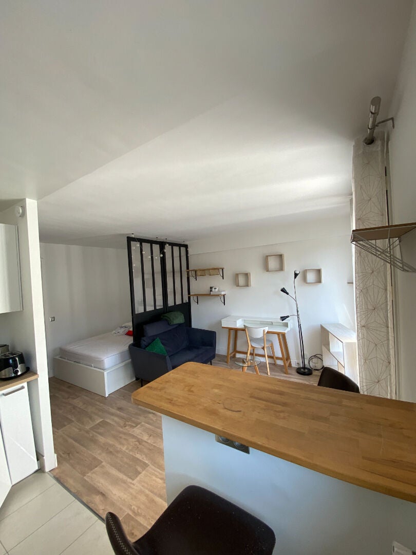 Appartement Rue de la Croix Nivert à Paris