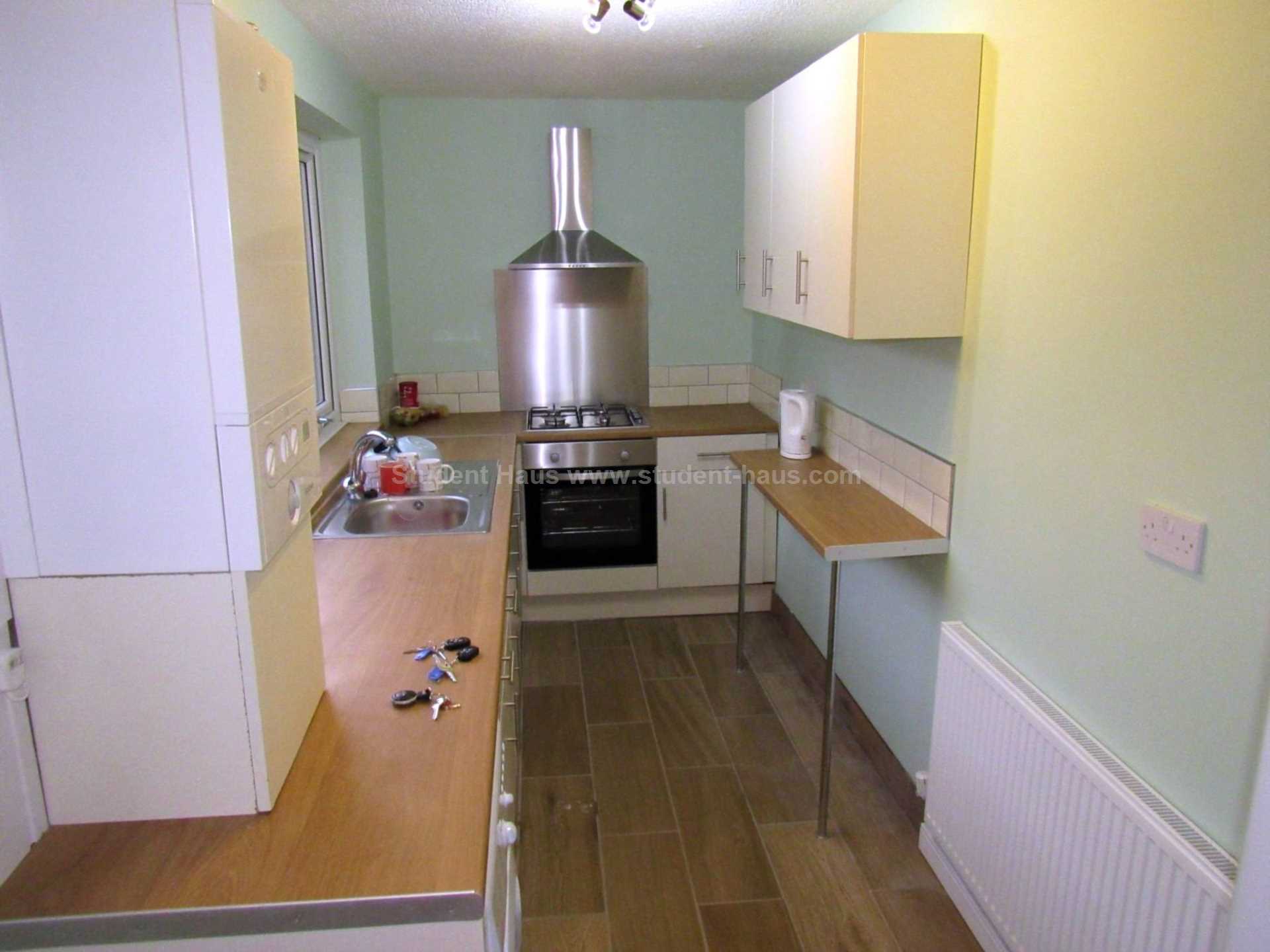 Flat Blandford Road in Salford