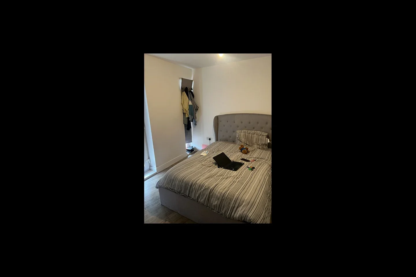 Room Oldchurch Road in Greater London