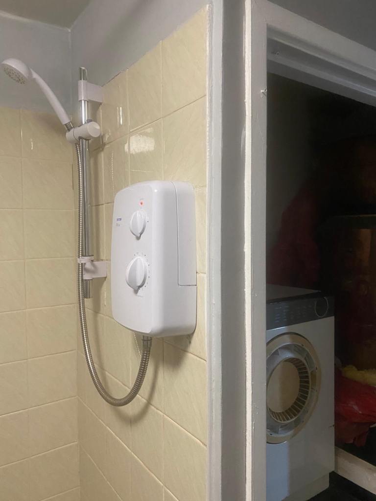 Flat Lancia Close in Coventry
