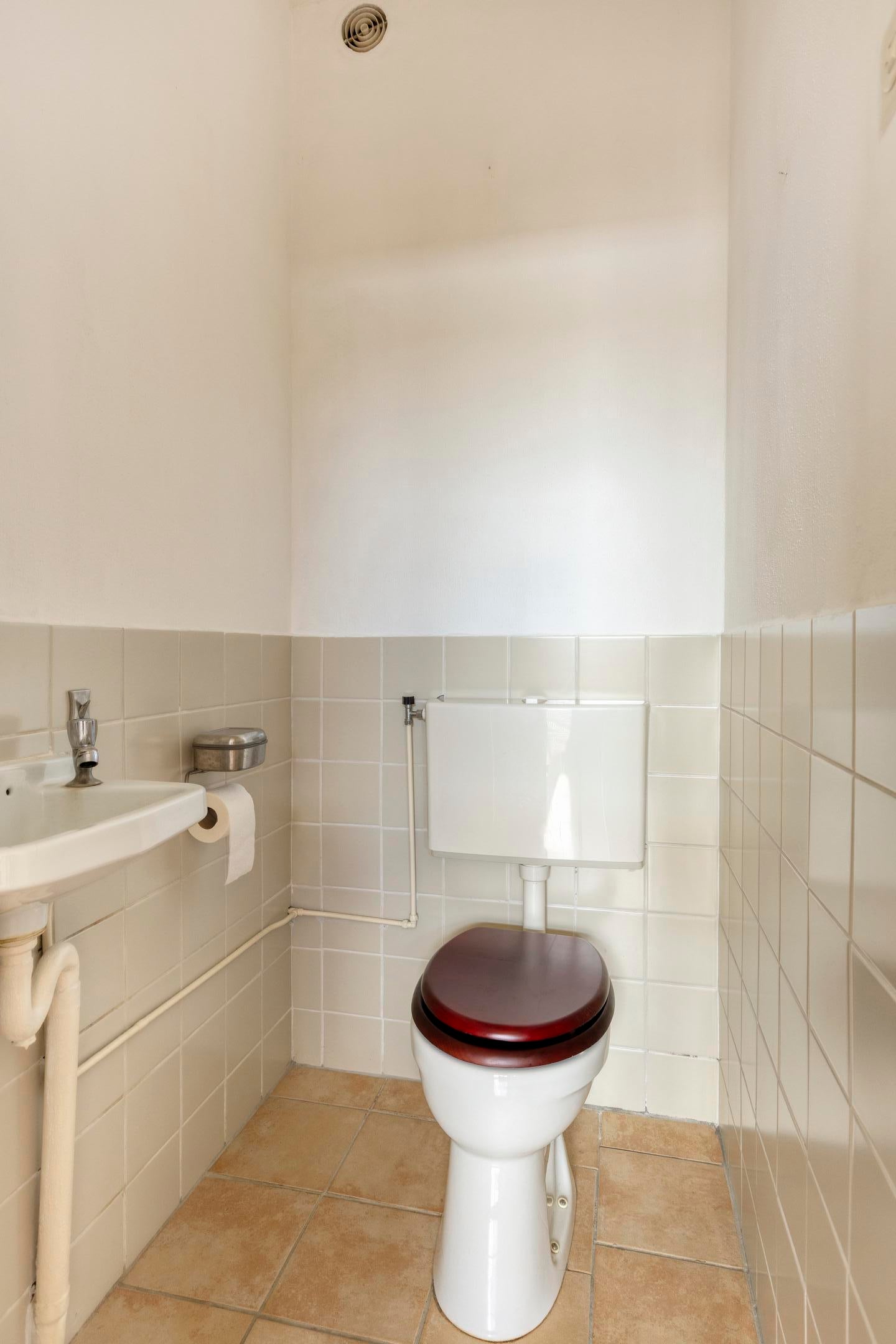 Tussenwoning te koop: C de Houtmanstraat 6, Zuidhorn