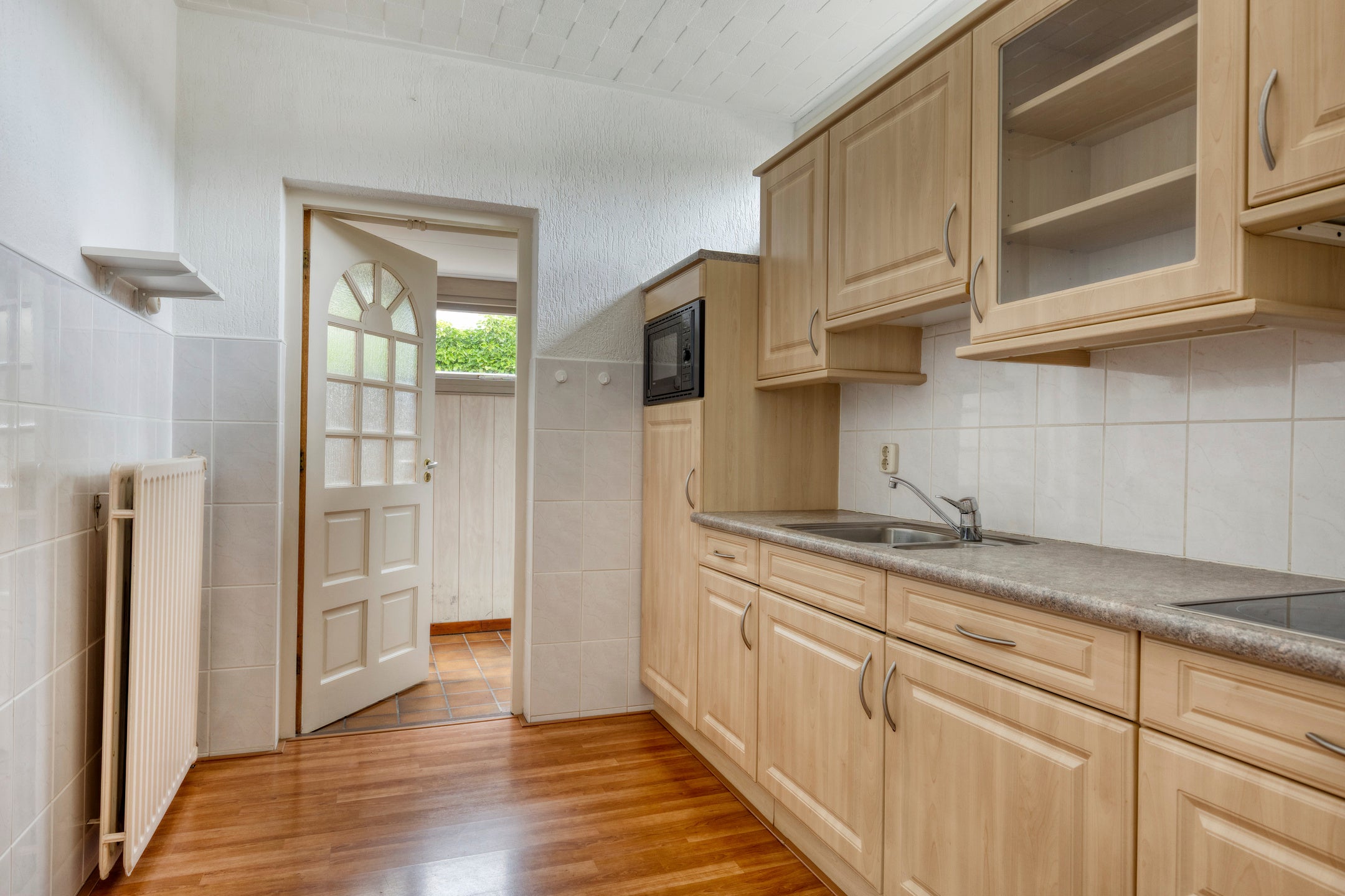 Tussenwoning te koop: C de Houtmanstraat 6, Zuidhorn