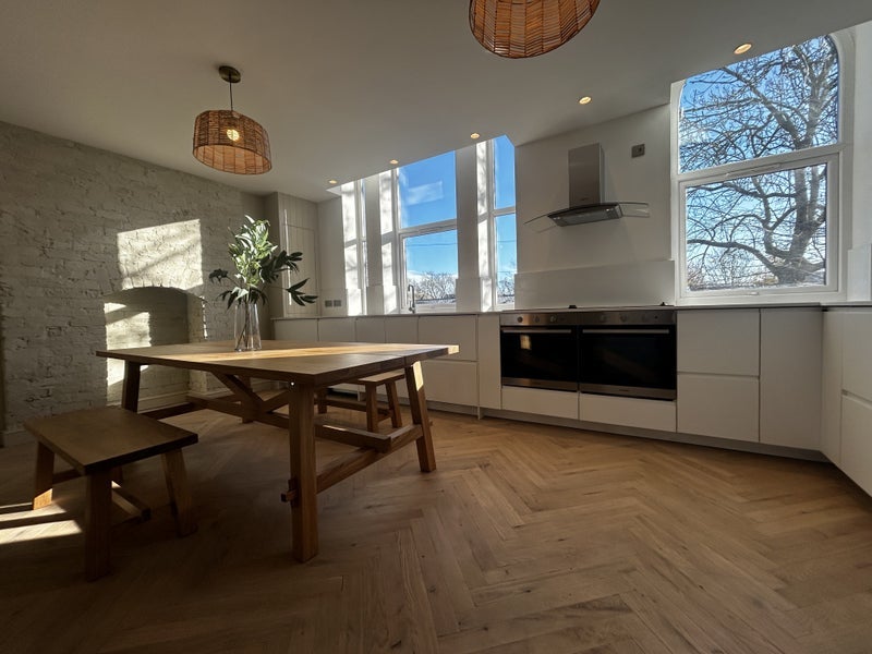 Flat Swinton Grove in Manchester